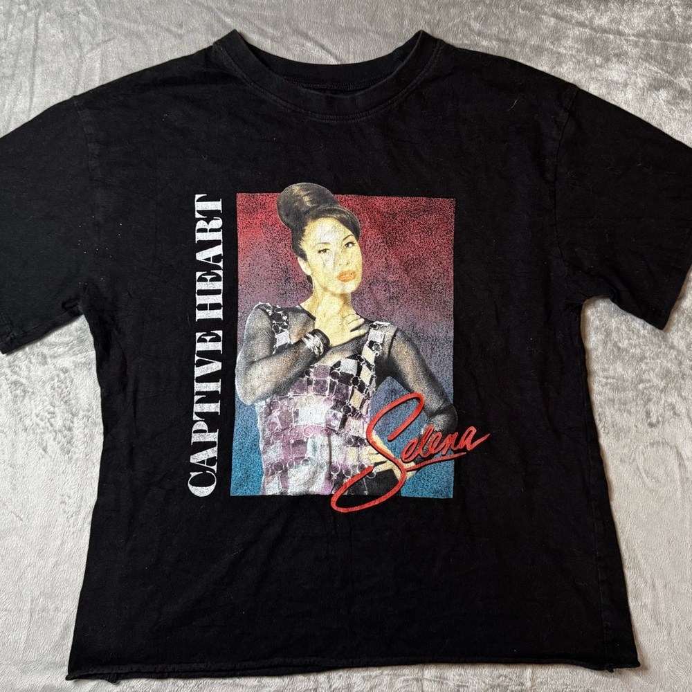 Selena Graphic T-Shirt